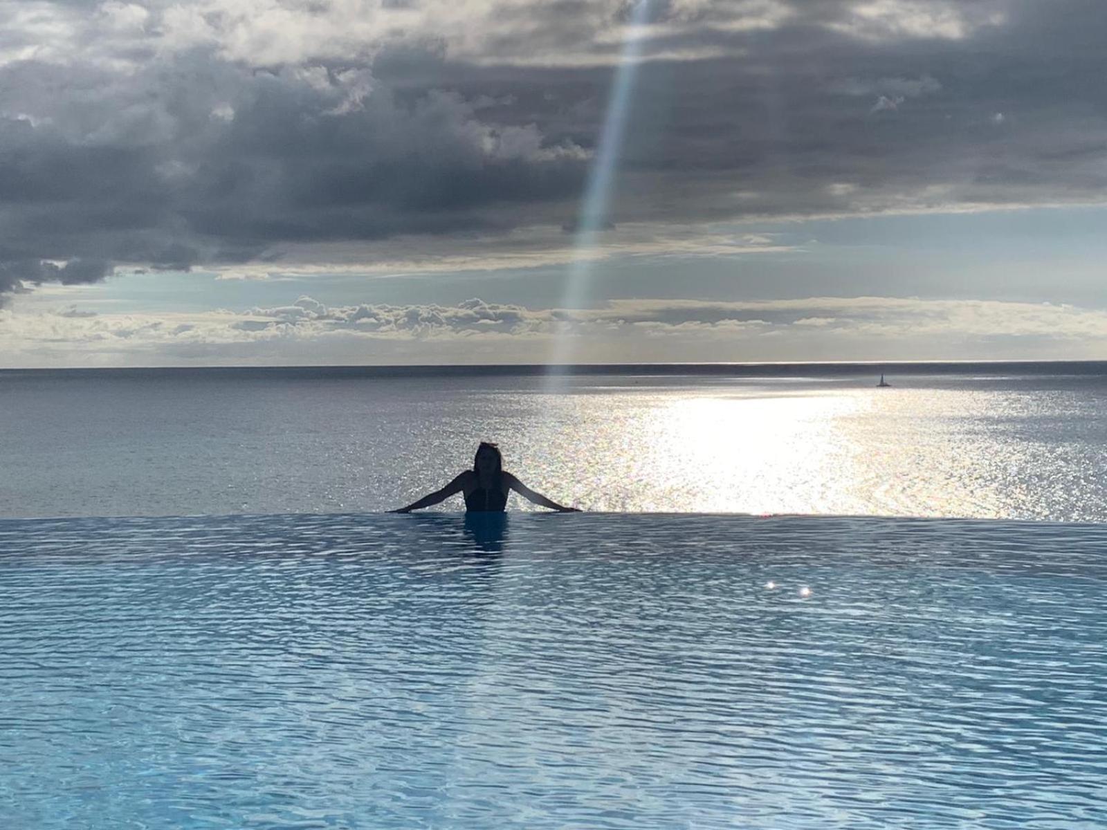 Formosa Infinity Pool Apartment フンシャル エクステリア 写真