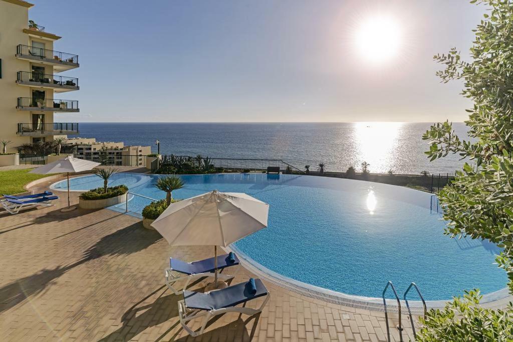 Formosa Infinity Pool Apartment フンシャル エクステリア 写真